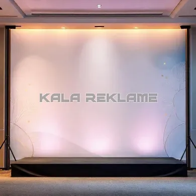 Serunya Pakai Backdrop Unik Di Pesta Jogja